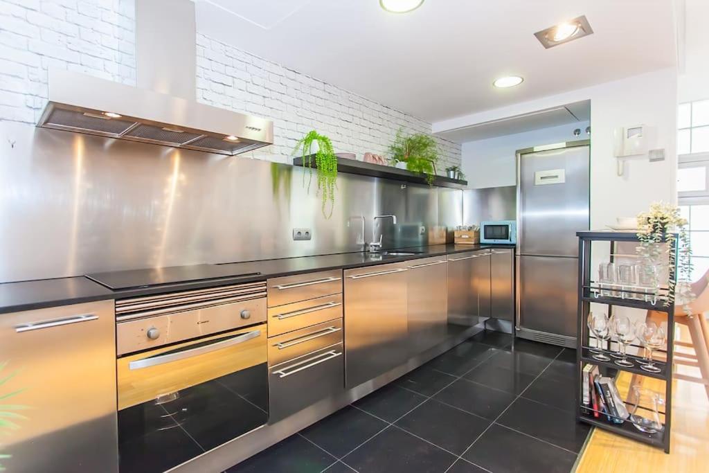 Atocha, Precioso Piscina Y Parking At Lavapies Apartment Madrid Ngoại thất bức ảnh